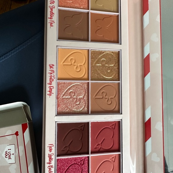 P.louise makeup eyeshadow brow bundle - Picture 4 of 5